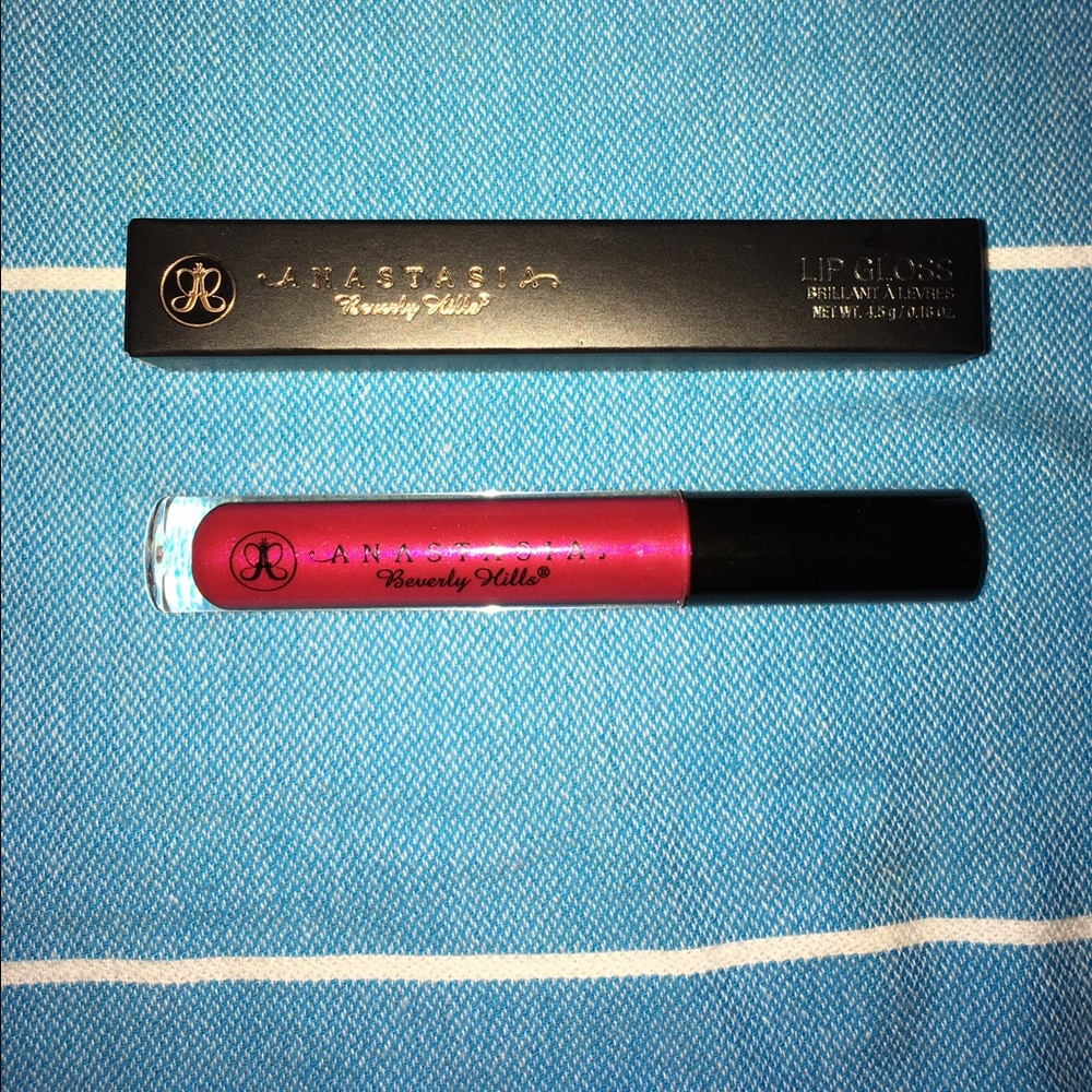 Anastasia Beverly Hills Lip Gloss ; Weekend Barbie