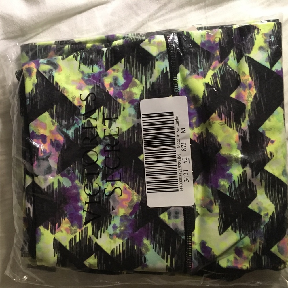 Knockout leggings crop Victoria's Secret high-rise