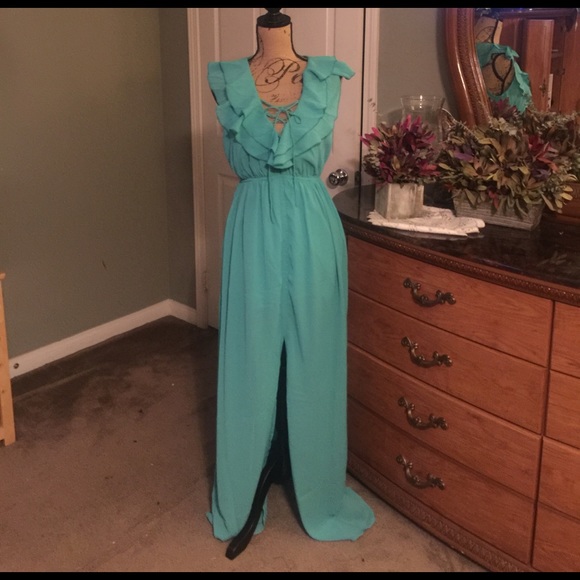 Dress - Picture 3 of 4