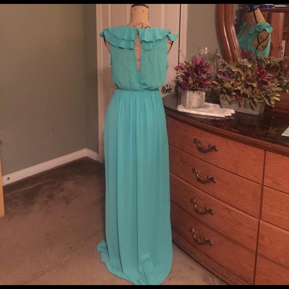 Dress - Picture 4 of 4