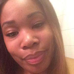 Meet your Posher, Candace