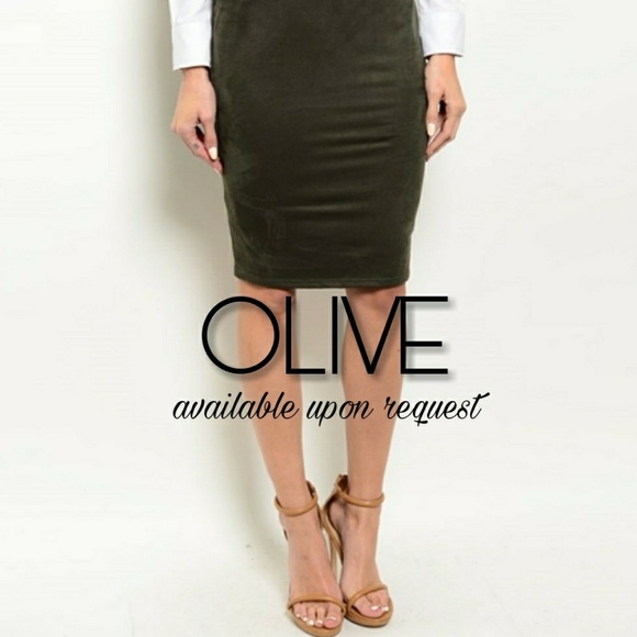 BOUTIQUE Suede Pencil Skirt - Picture 7 of 8