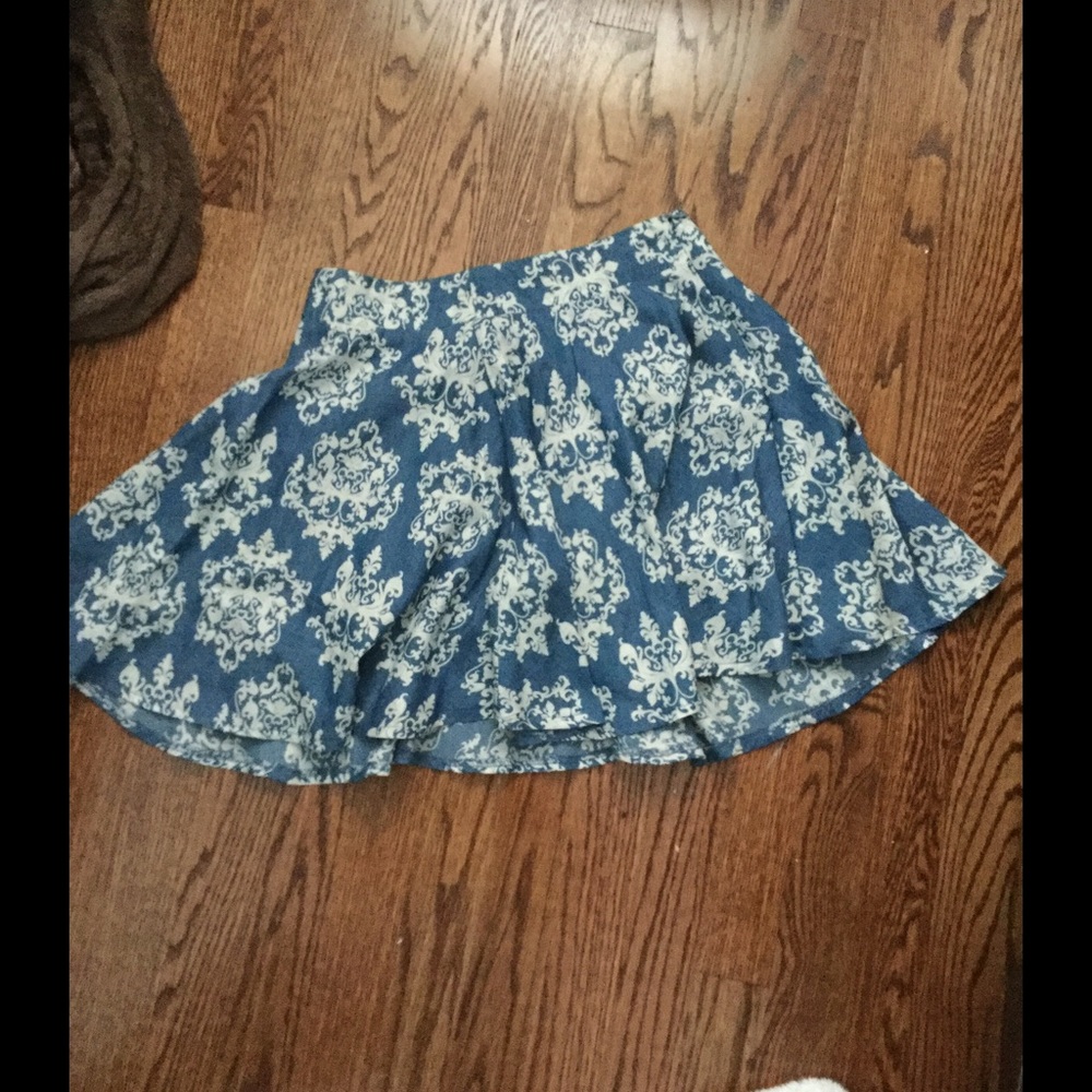 Lf nwot skirt