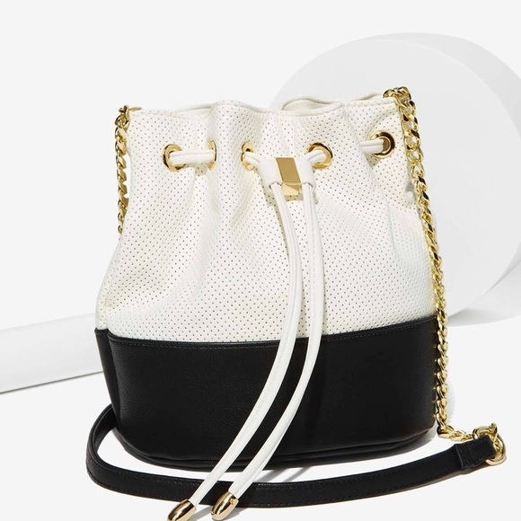 Nasty Gal Handbags - Cute Bucket Bag