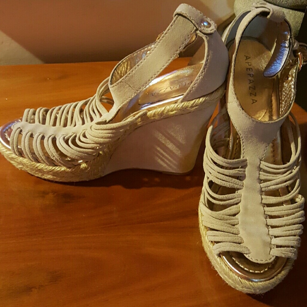 SUEDE  platform espedeiills  Sz 40