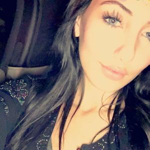 Meet your Posher, Shayma