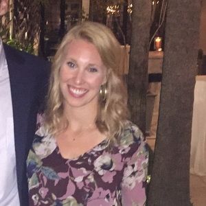 Meet your Posher, Elise