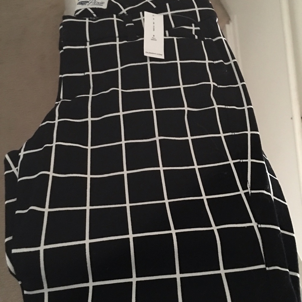 Old Navy Pixie Pants Size 8 Tall NWT
