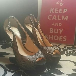 Lace print heels