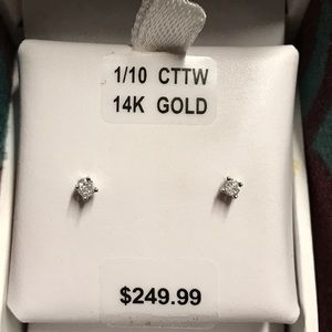 Diamond studs, purple LuLu tank