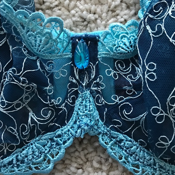 NWT Rubypink Lace Underwire Bra - Picture 2 of 4