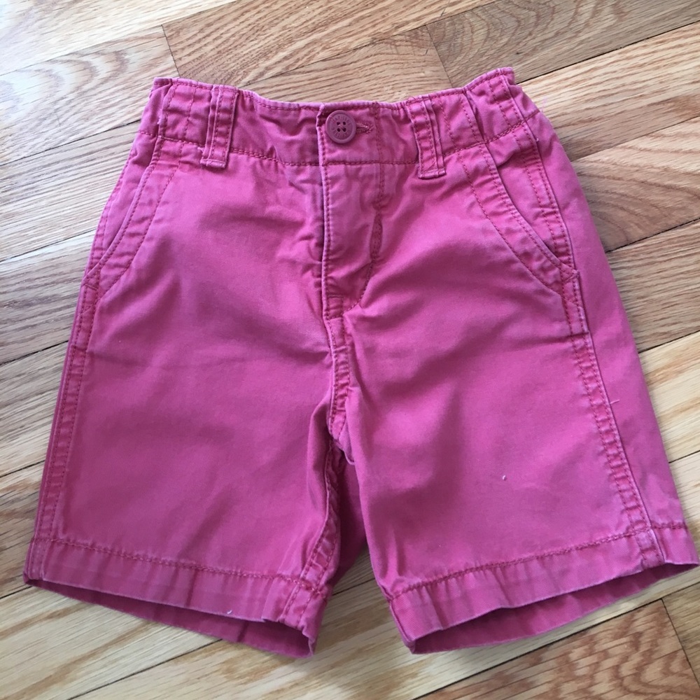 Baby Gap red flat front shorts 12-18mo