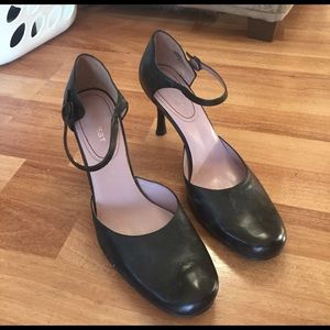 Size 10! Nine West heels