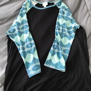 LuLa Roe Randy shirt size large
