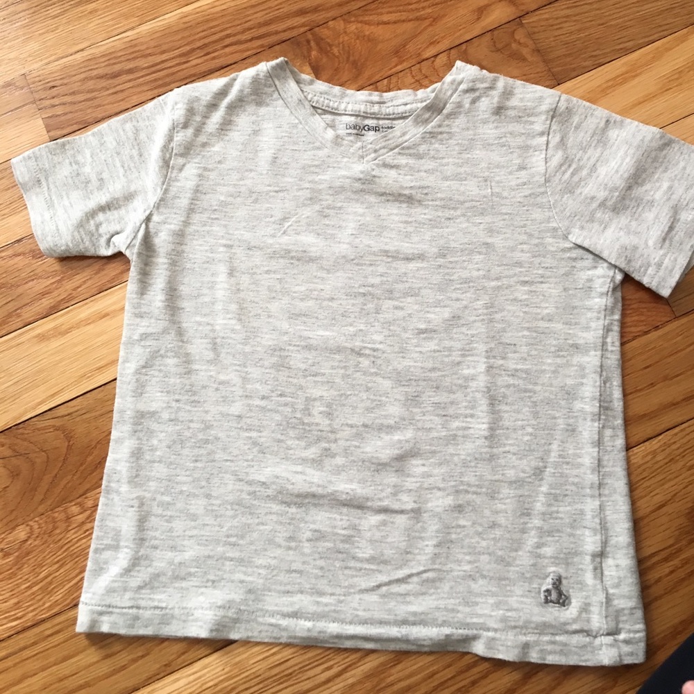 Baby-Gap V-neck- gray tee 2-years