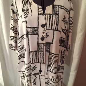 Dress Barn Short Sleeve Top