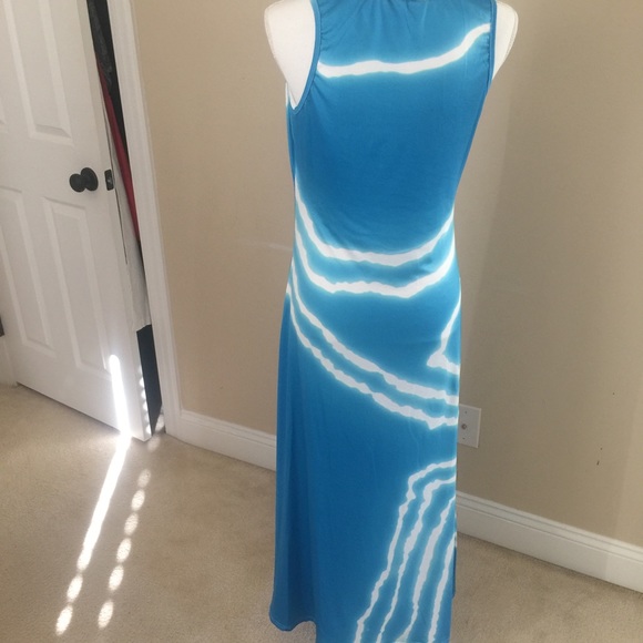 Maxi Dress powder blue and white New without tags - Picture 2 of 2