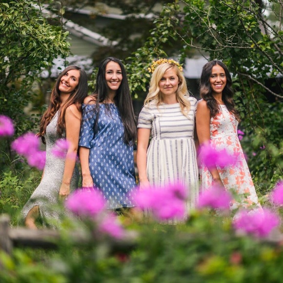 Meet your Posher, Katelyn - Picture 3 of 5