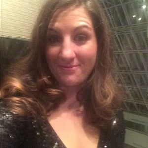 Meet your Posher, Liz