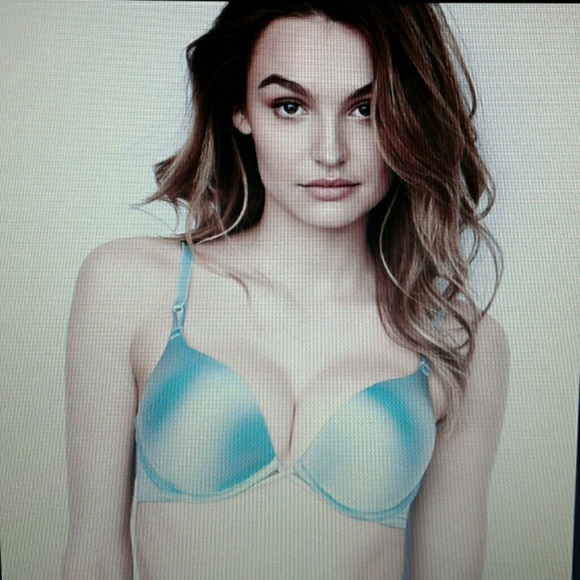 Victorias Secret Bombshell Bra - Picture 2 of 4