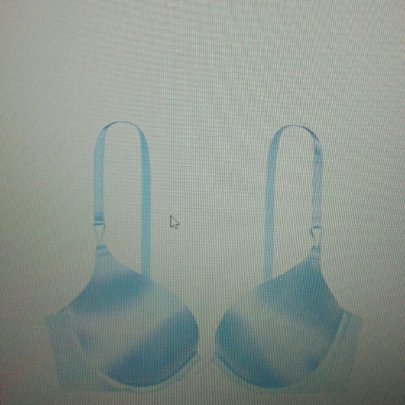 Victorias Secret Bombshell Bra - Picture 4 of 4