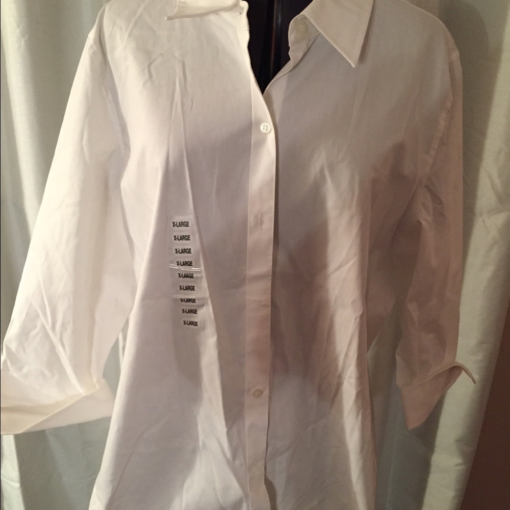 Liz Claiborne White 3/4 Sleeve Top
