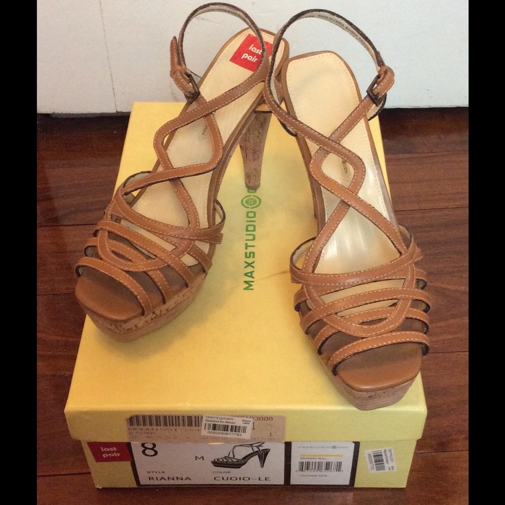 Max Studio leather platform sandals