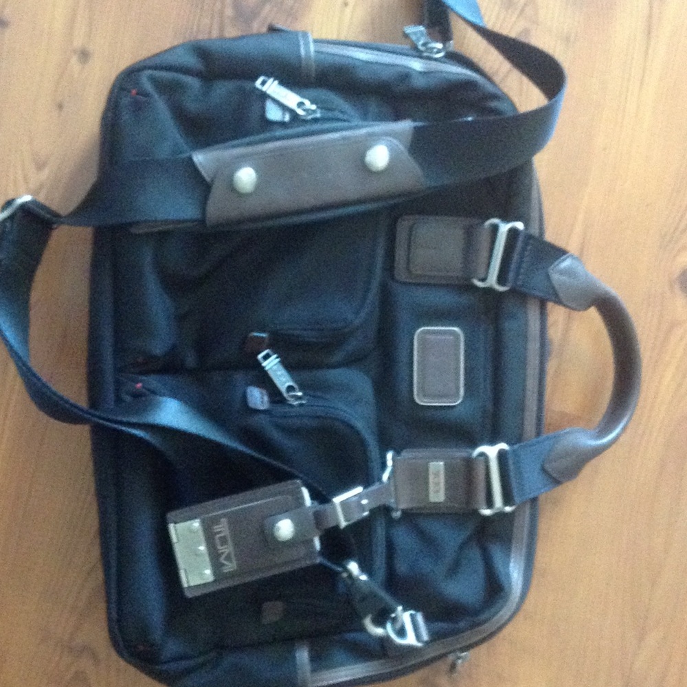 Tumi men alpha bravo Andersen commuter brief