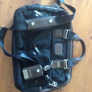 Tumi men alpha bravo Andersen commuter brief