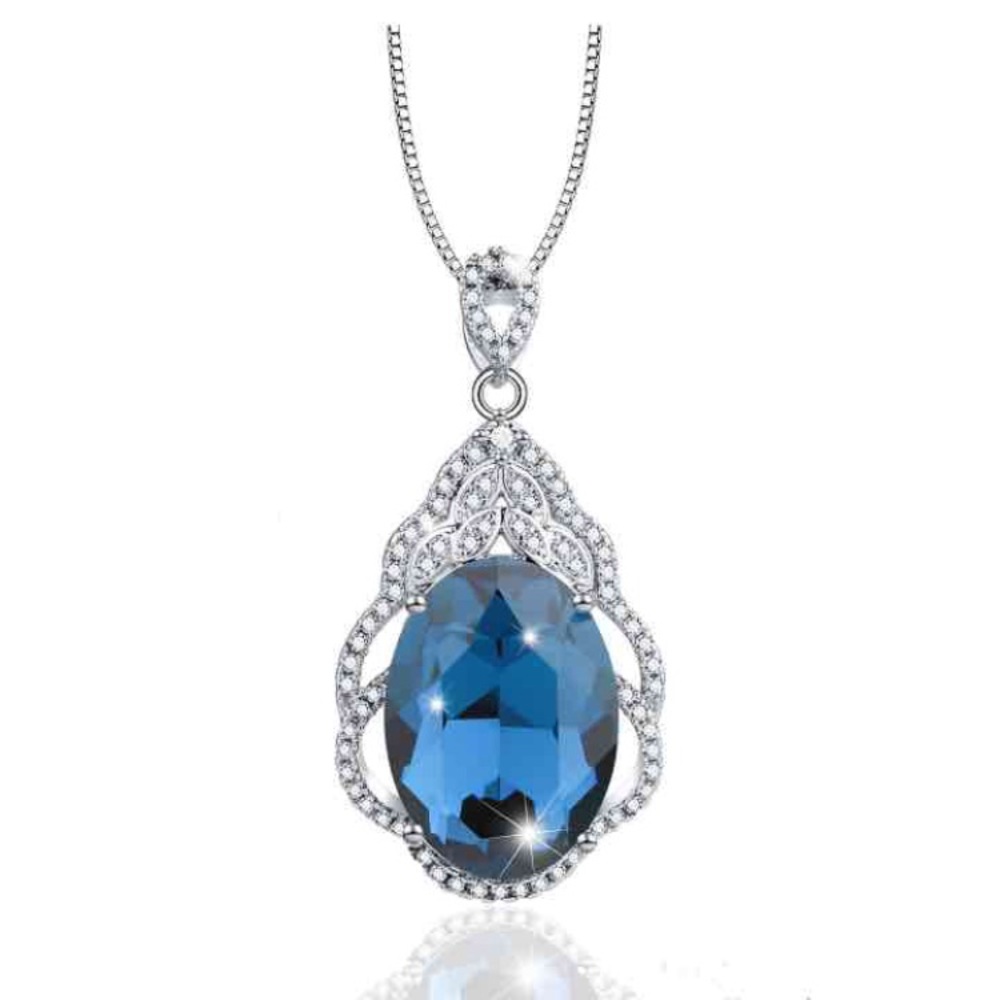 18K Swarovski Crystal Pendant Necklace