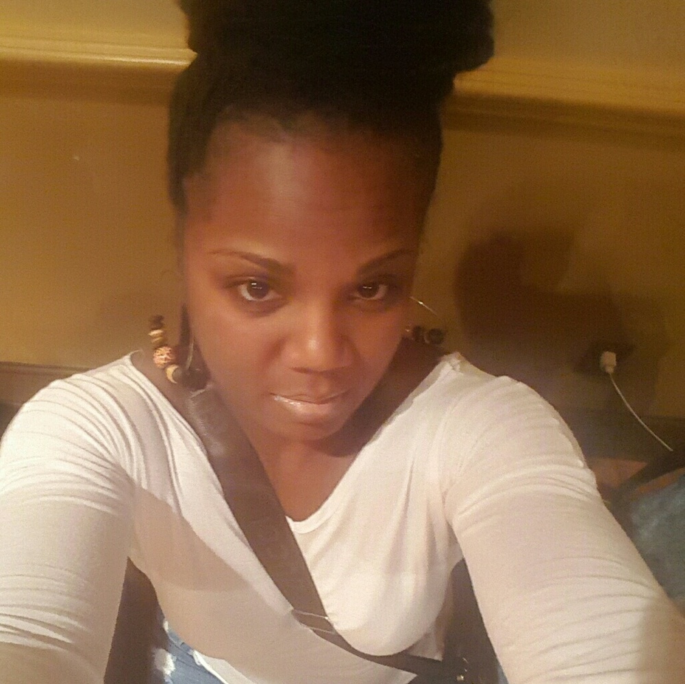 Meet your Posher, Jonetta