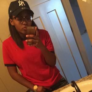 Meet your Posher, Ari