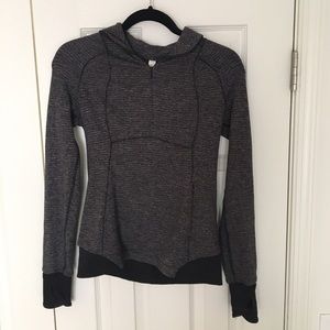 🚫SOLD🚫Runderful half zip