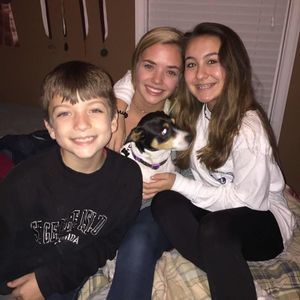 Meet your Posher, Elise