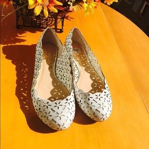White Jessica Simpson flats