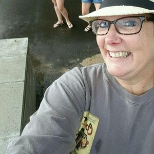 Meet your Posher, Tracy