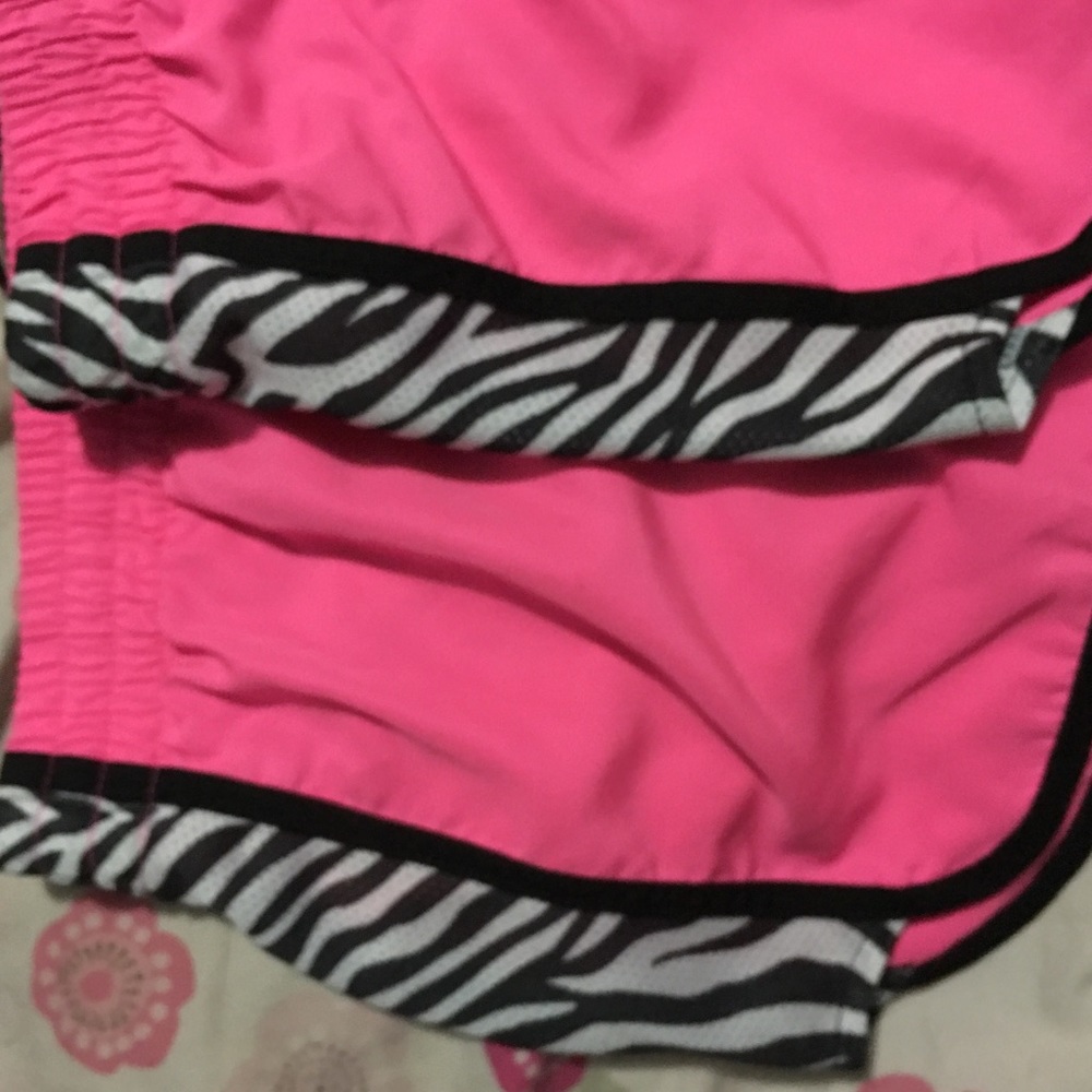 Shorts - Picture 2 of 3
