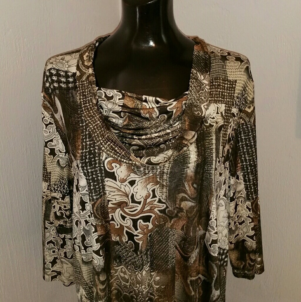 NEW DRESSY TOP - Picture 2 of 2