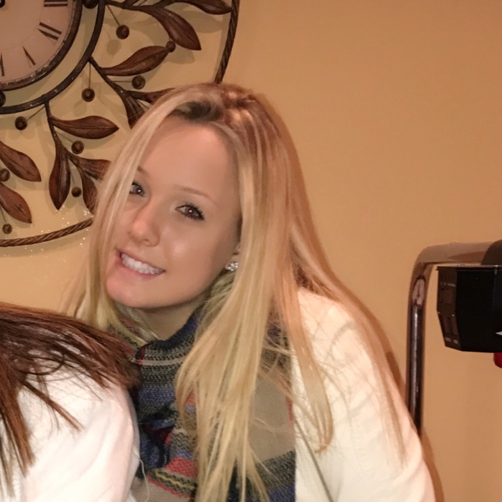 Meet your Posher, Amanda