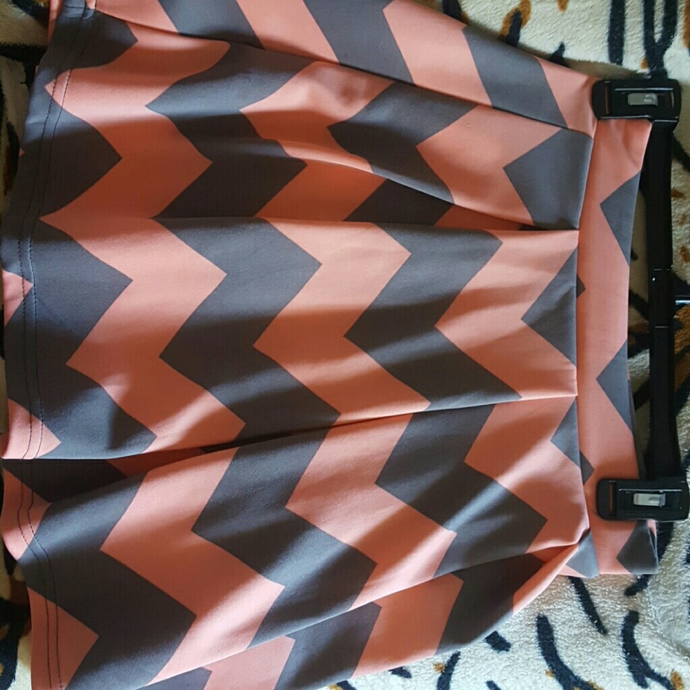 Patterned skirt