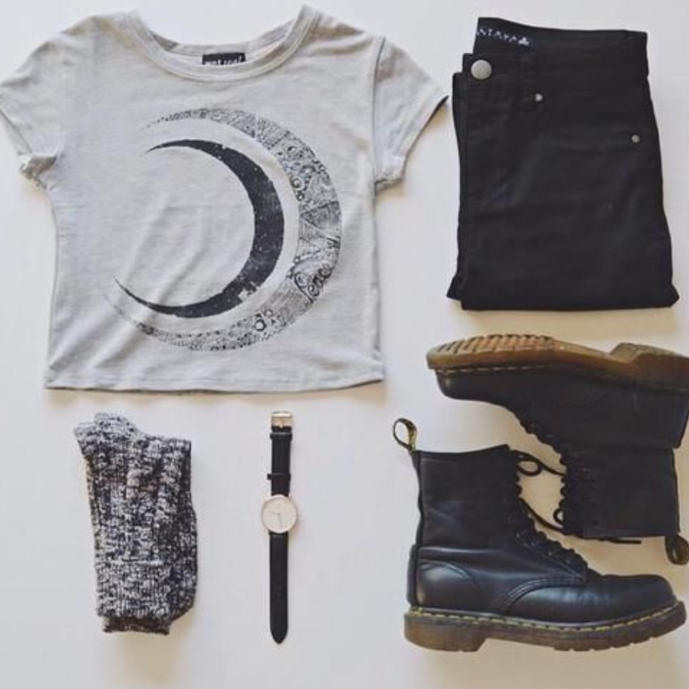 Gray moon Crop top