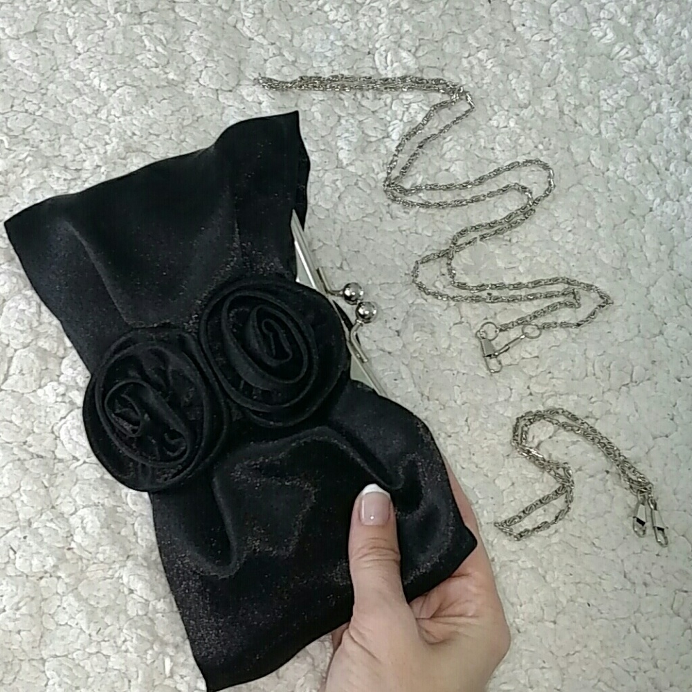 Satin clutch with two removable chains