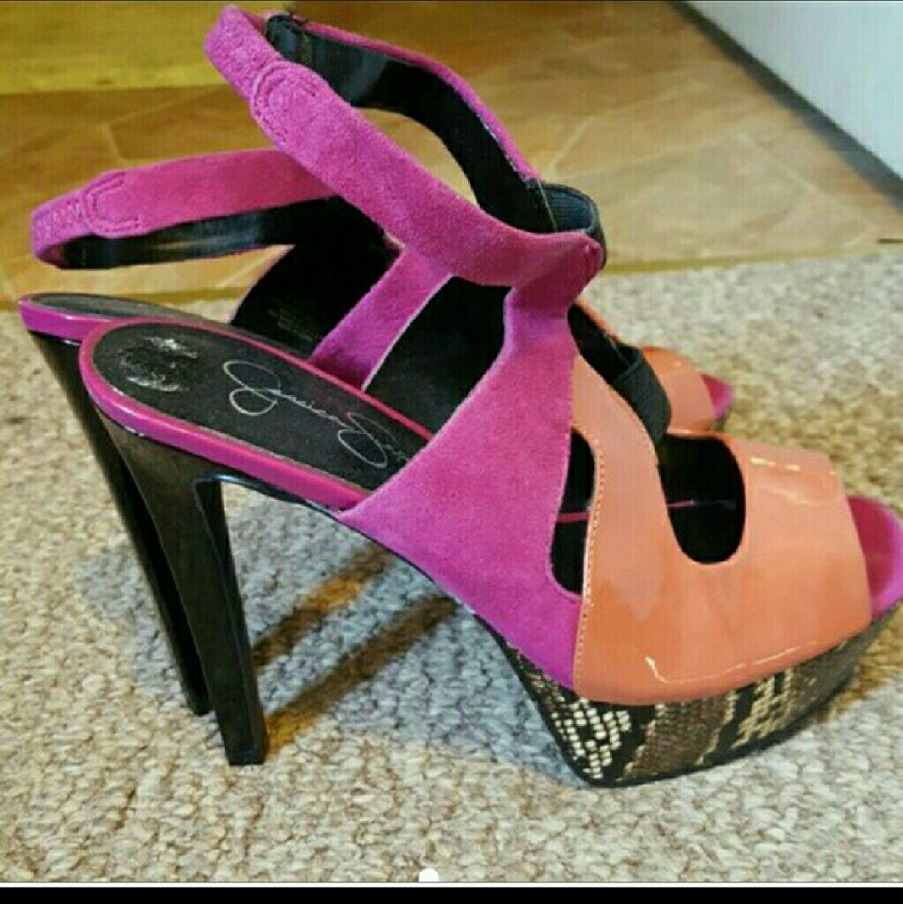 Jessica Simpson heels