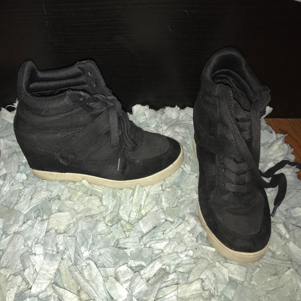Madden Girl black wedge sneakers