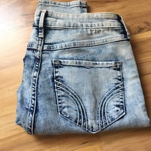 Acid wash high rise jean crops