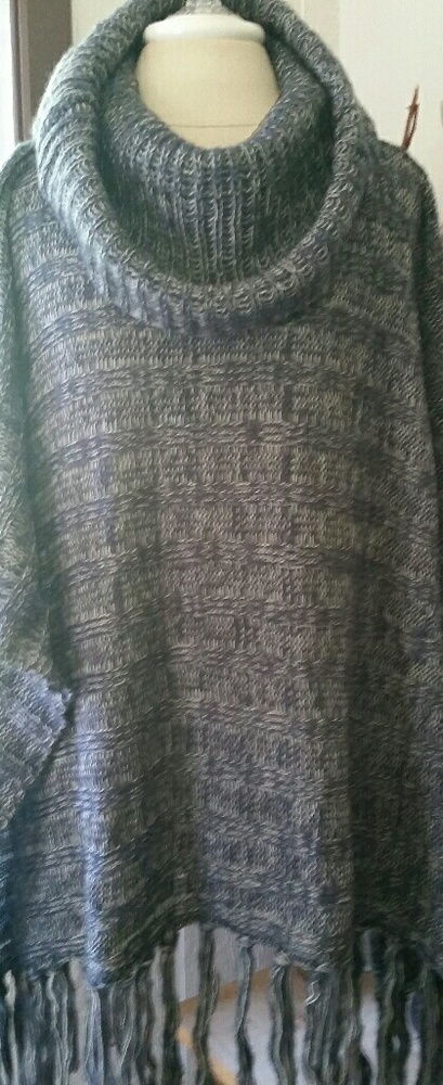 Turtleneck poncho