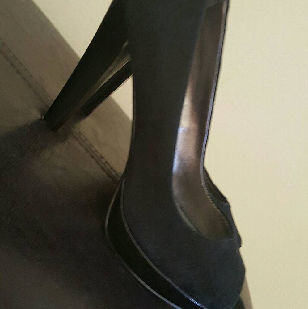 Jessica Simpson black peep toe heels