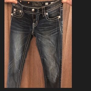 Miss Me skinny jeans. Never been worn