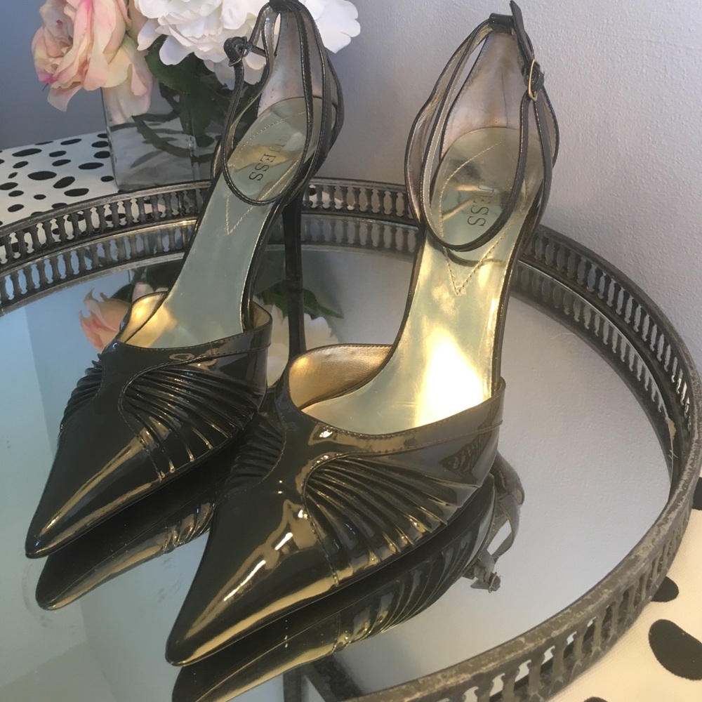 Dark gray patent pumps