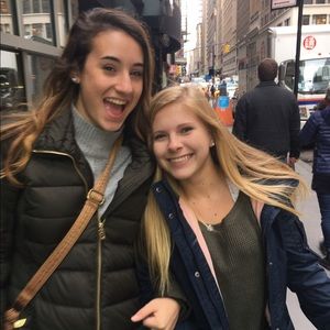 Meet your Posher, Caroline